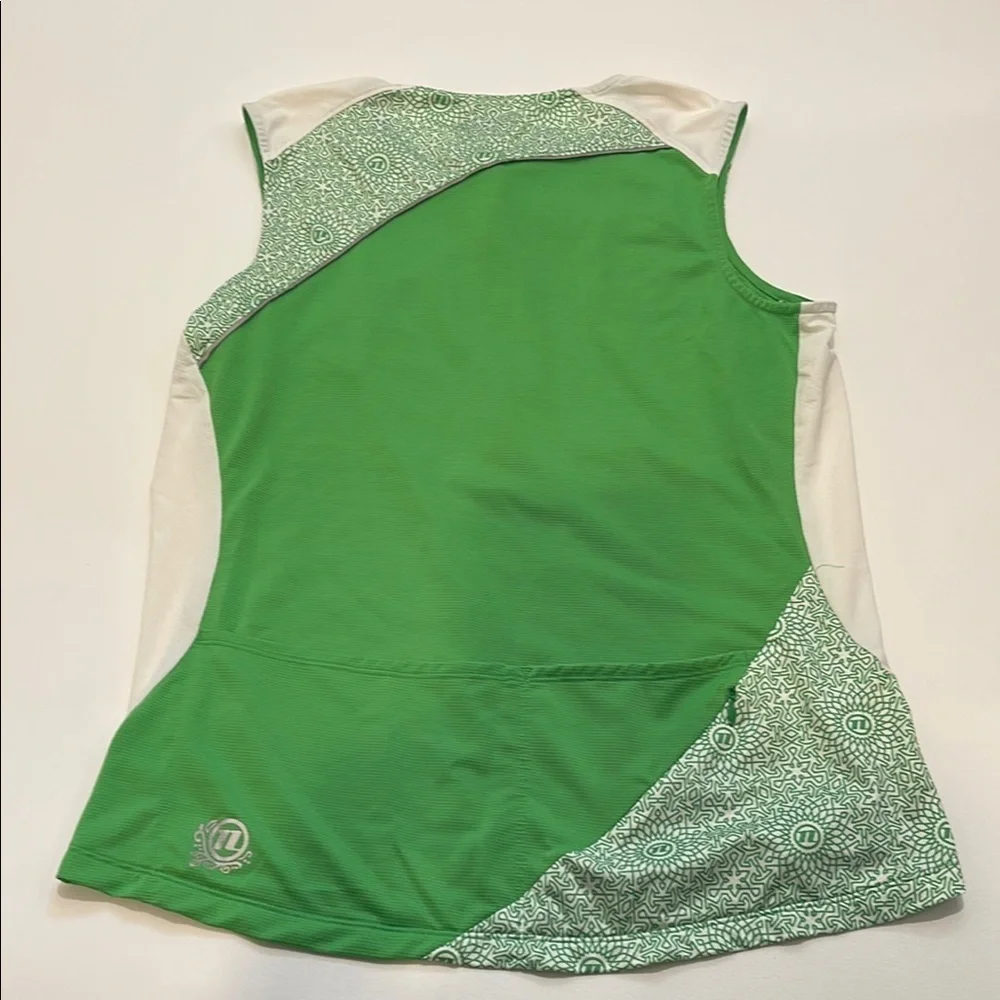 Novara Green and White Patterned Cycling Top